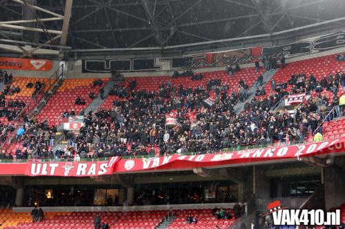 ajax-denhaag03.jpg